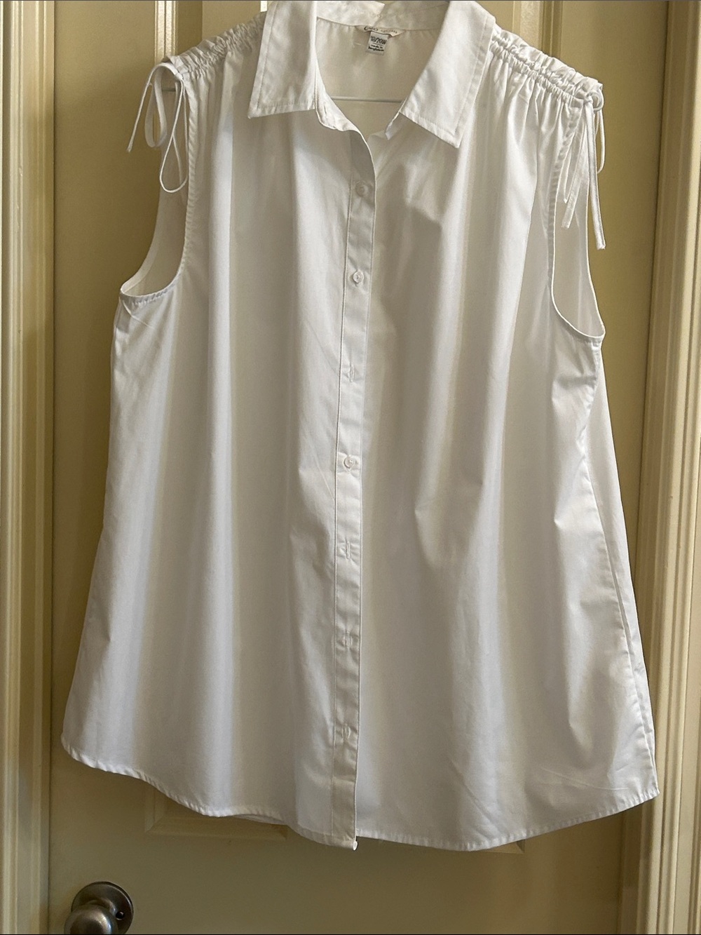 White Cold-Shoulder Button-Down Shirt